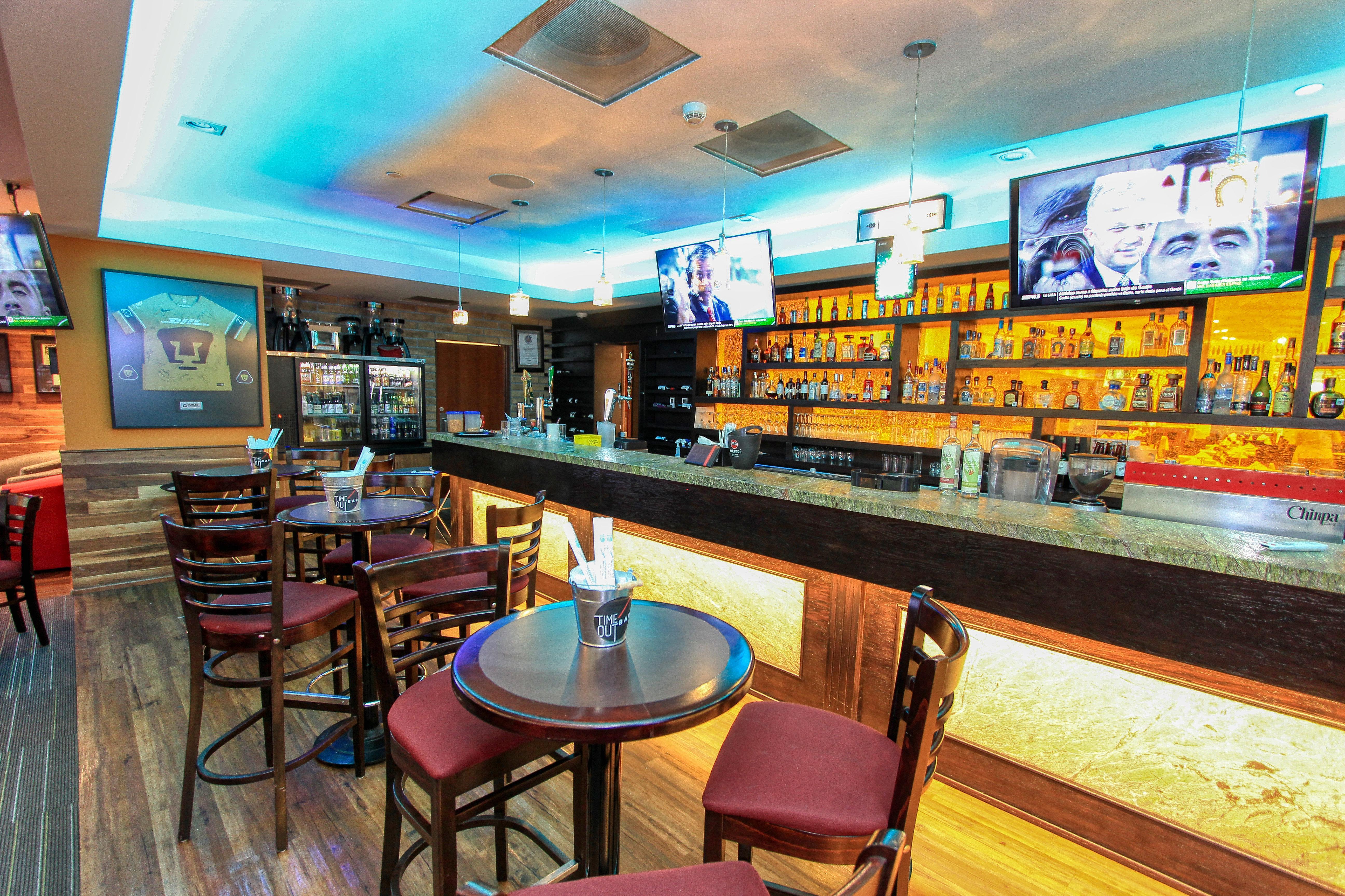 Holiday Inn & Suites Plaza Mayor By Ihg Leon Ngoại thất bức ảnh