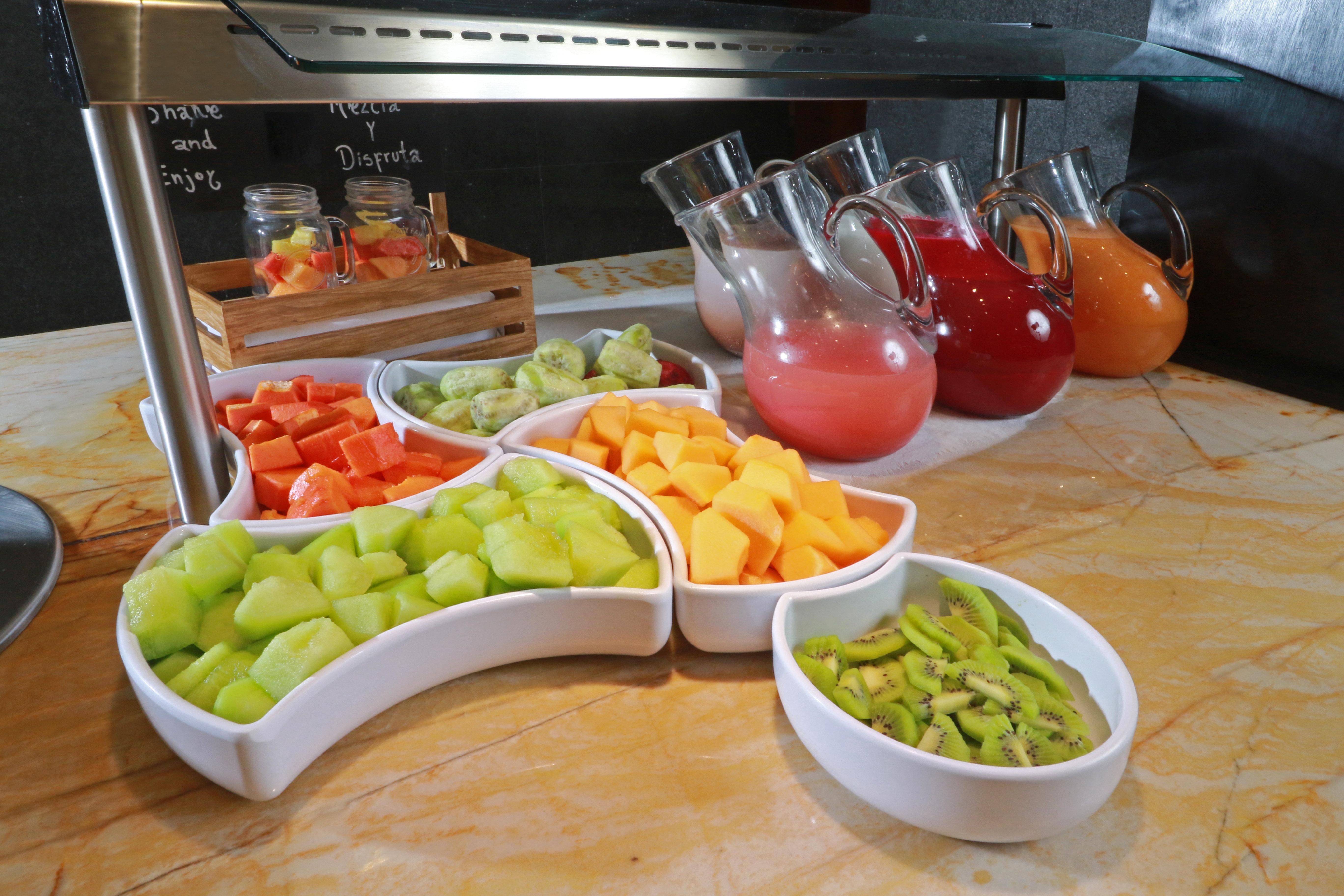 Holiday Inn & Suites Plaza Mayor By Ihg Leon Ngoại thất bức ảnh