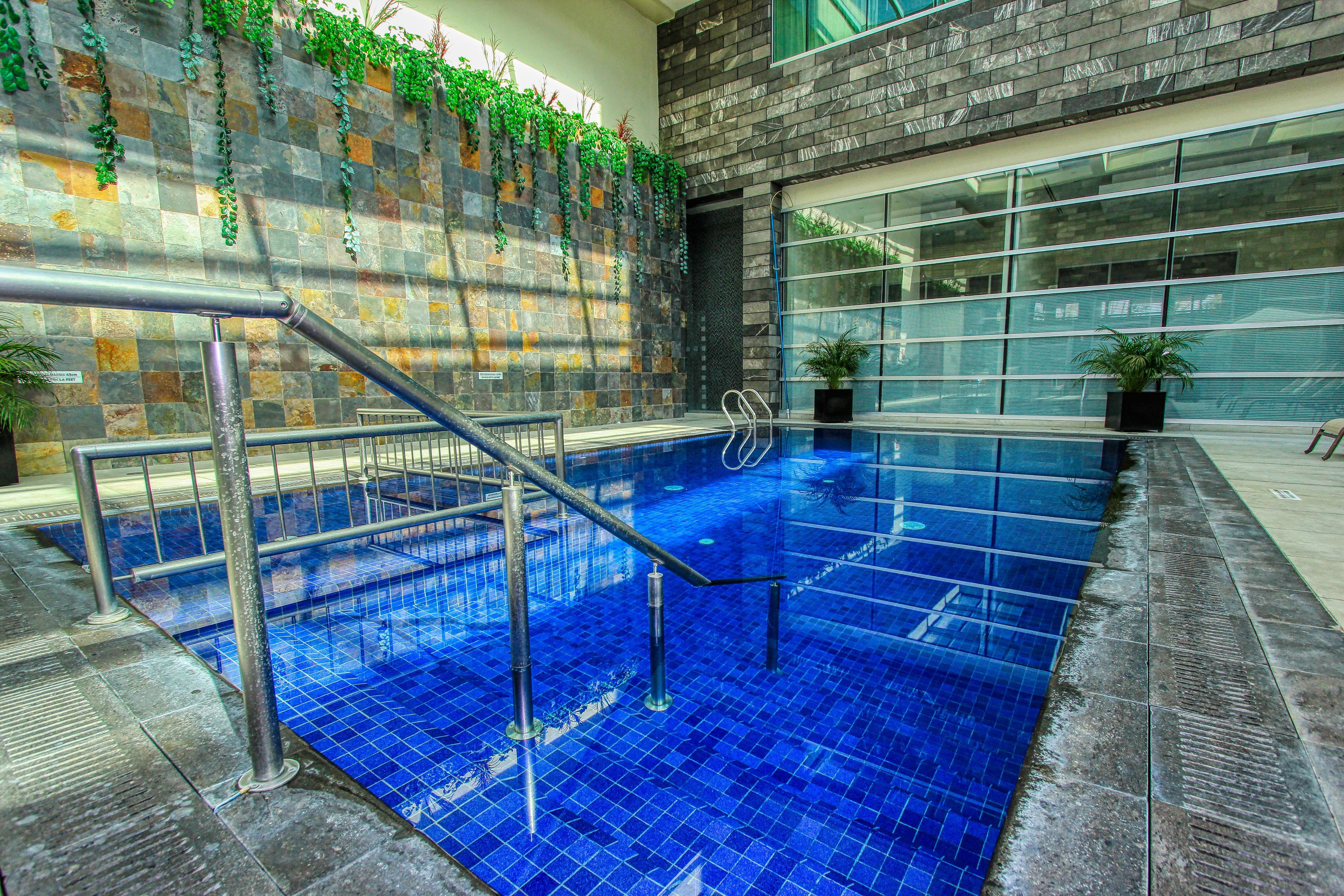 Holiday Inn & Suites Plaza Mayor By Ihg Leon Ngoại thất bức ảnh