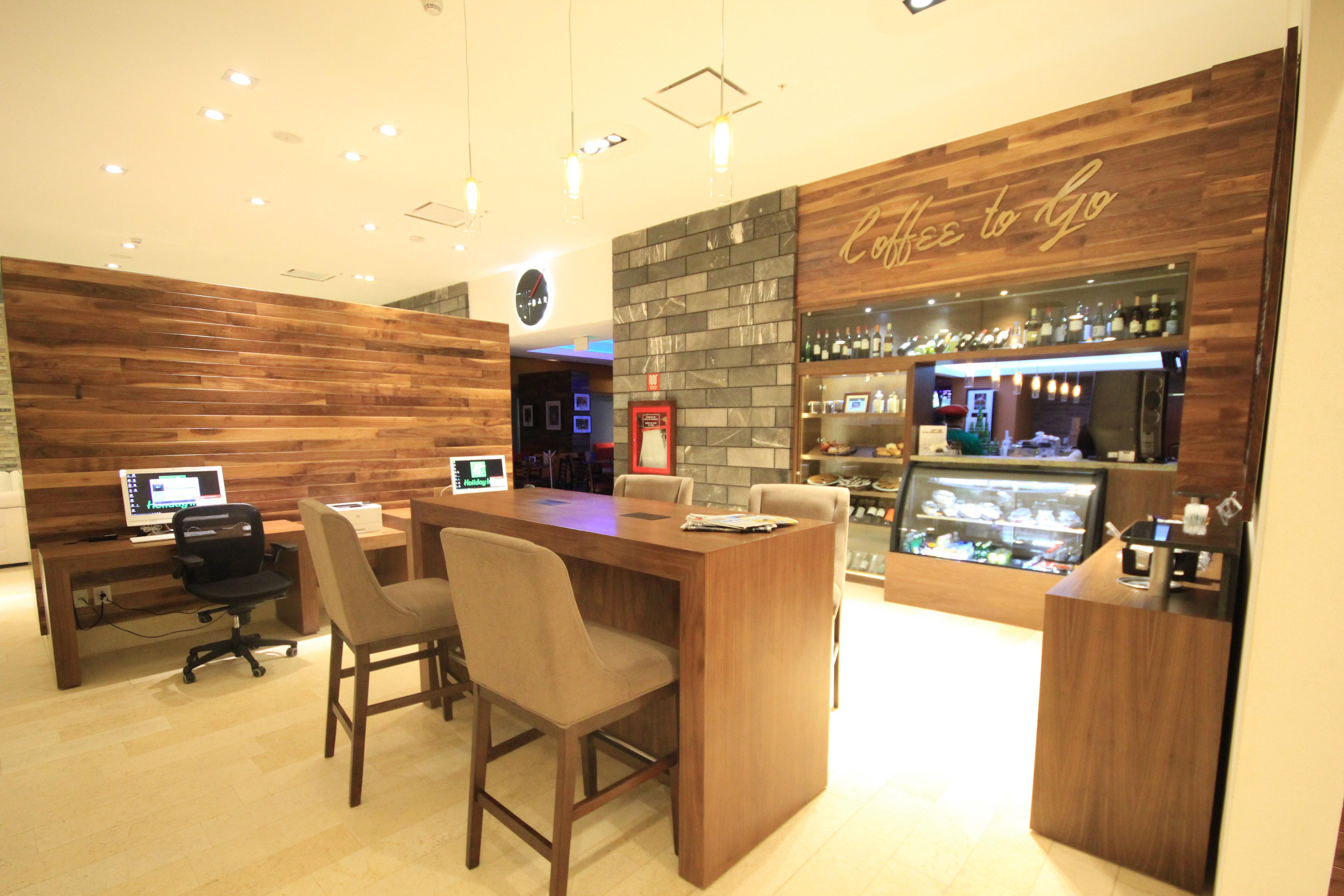 Holiday Inn & Suites Plaza Mayor By Ihg Leon Ngoại thất bức ảnh