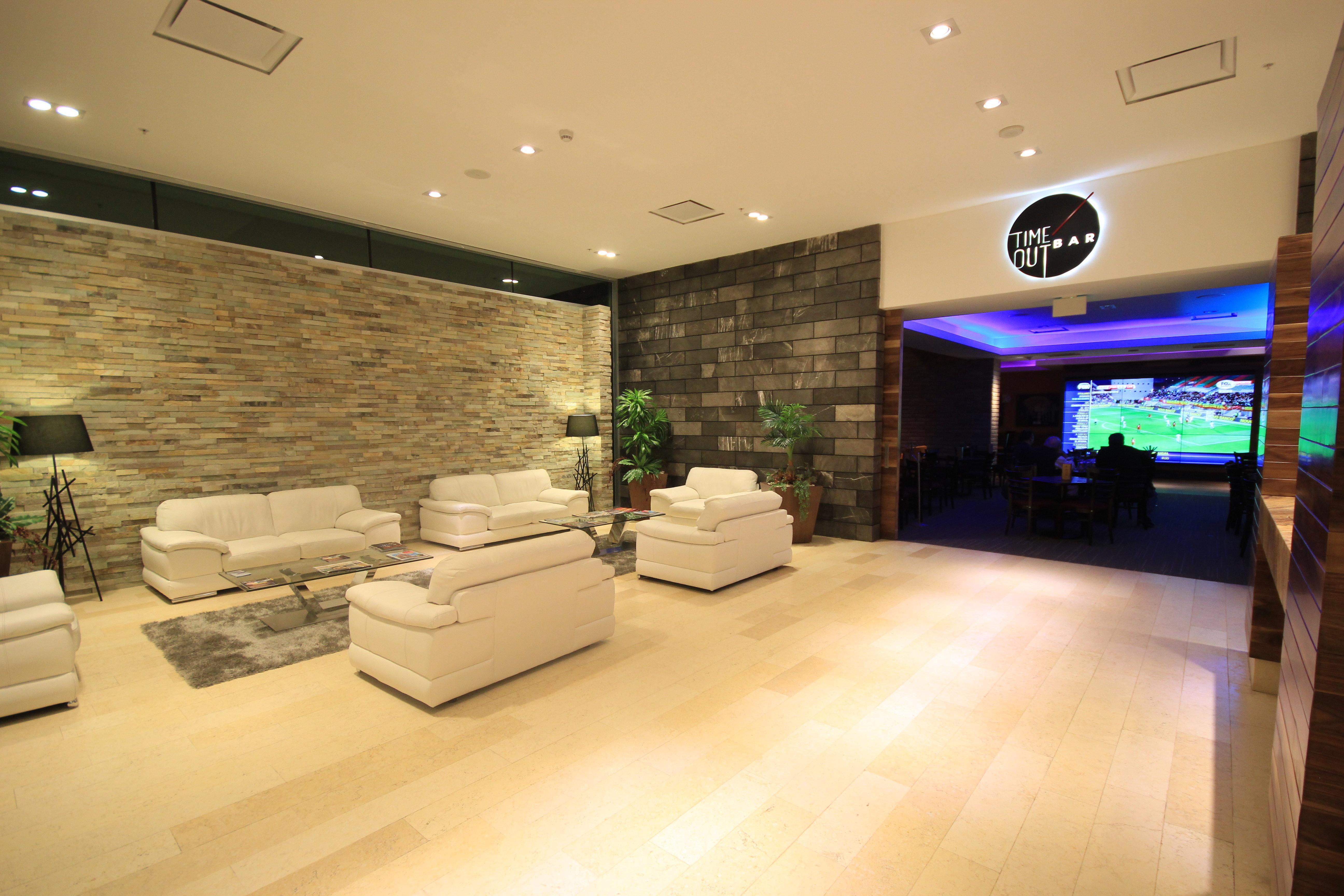Holiday Inn & Suites Plaza Mayor By Ihg Leon Ngoại thất bức ảnh